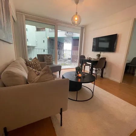 Apartamento 2br At Tjuvhomen With Sea View *