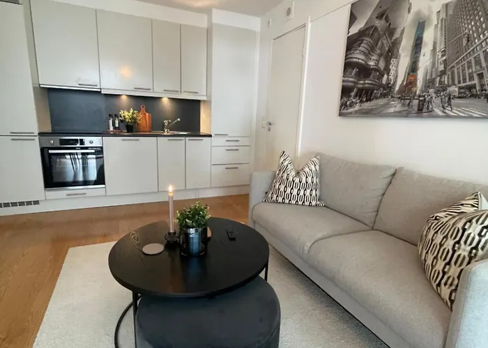 2br At Tjuvhomen With Sea View 아파트 *