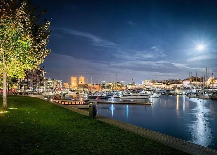 דירה 2br At Tjuvhomen With Sea View